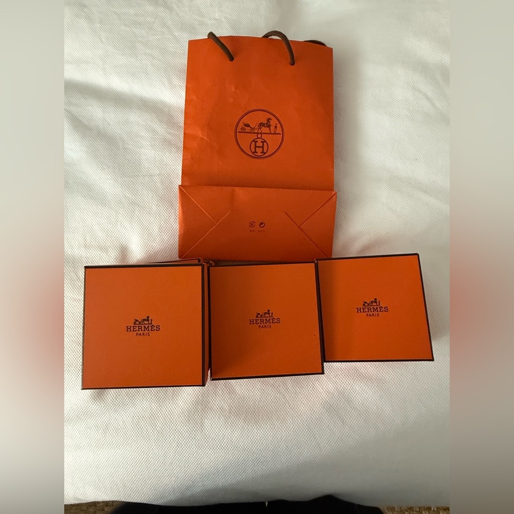 Hermès Orange 7 Gift Boxes with Bag